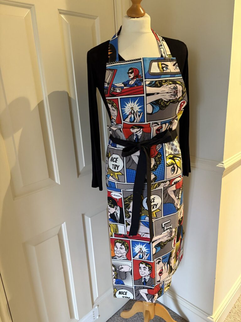 https://www.numonday.com/product/apron-adult-chef-style-comic/