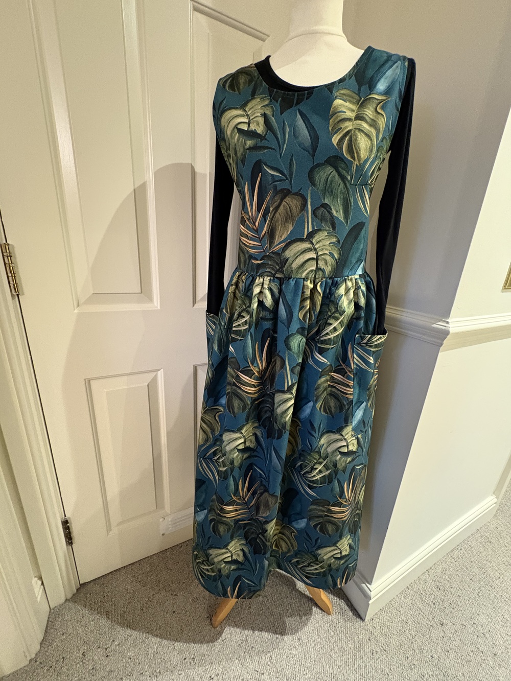 handmade Colonial apron lymington hampshire